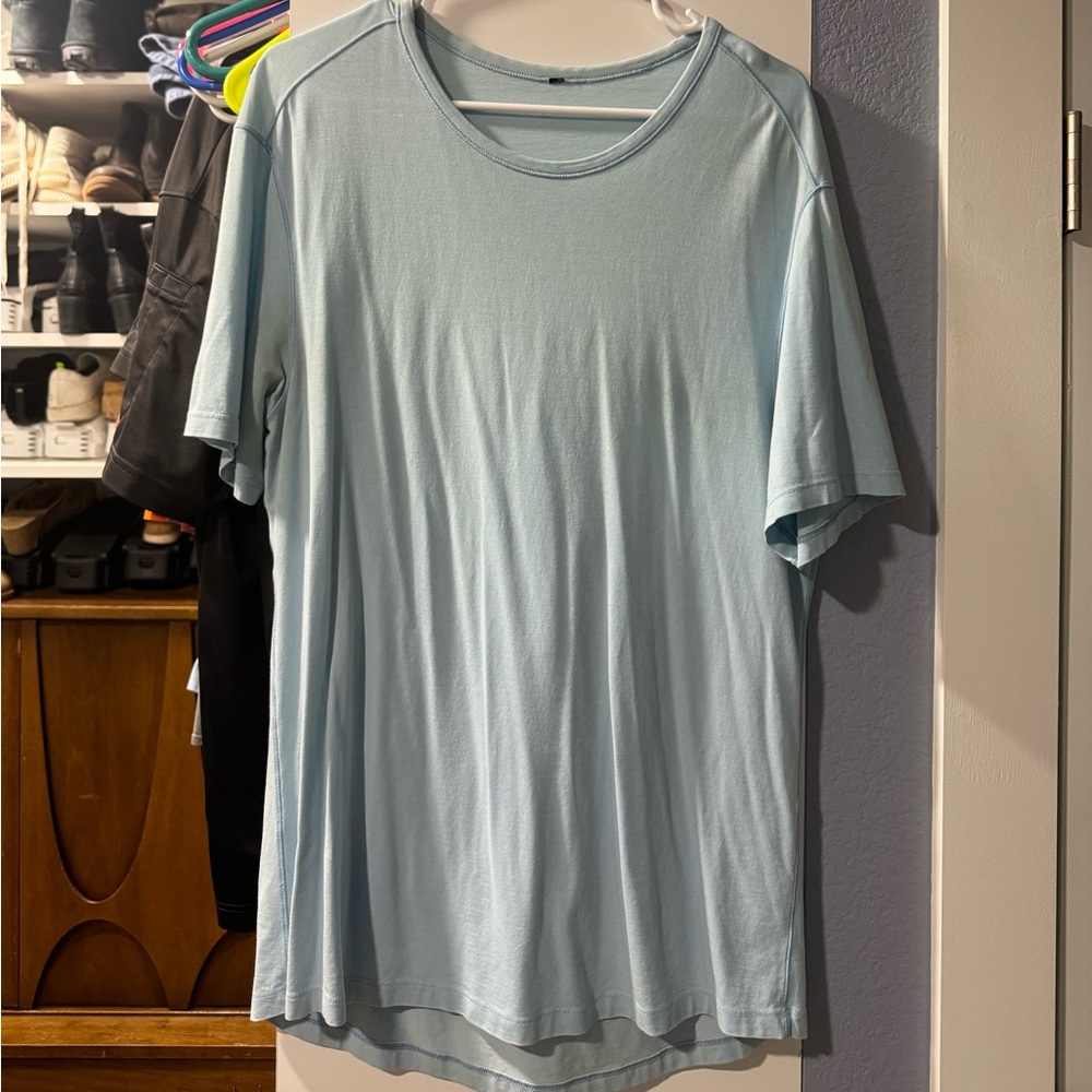 Lululemon fundamental t-shirt, size medium (baggy, could fit a large) in blue